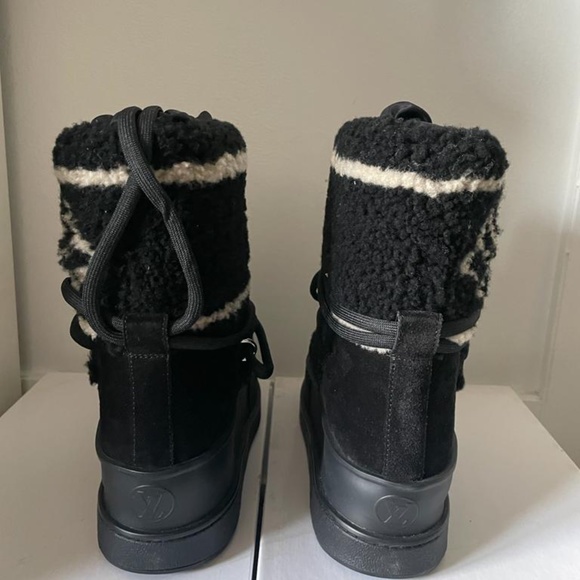 Louis Vuitton Shearling Boots - Picture 4 of 5